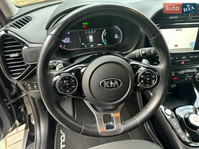 Черный Киа Soul, объемом двигателя 0 л и пробегом 100 тыс. км за 18800 $, фото 28 на Automoto.ua