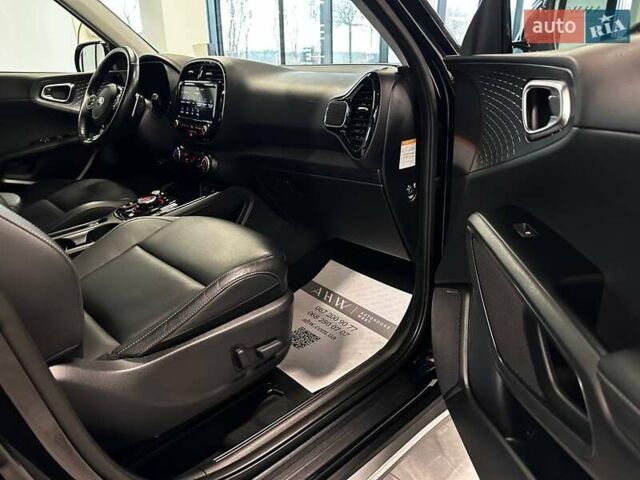 Черный Киа Soul, объемом двигателя 0 л и пробегом 70 тыс. км за 18900 $, фото 35 на Automoto.ua