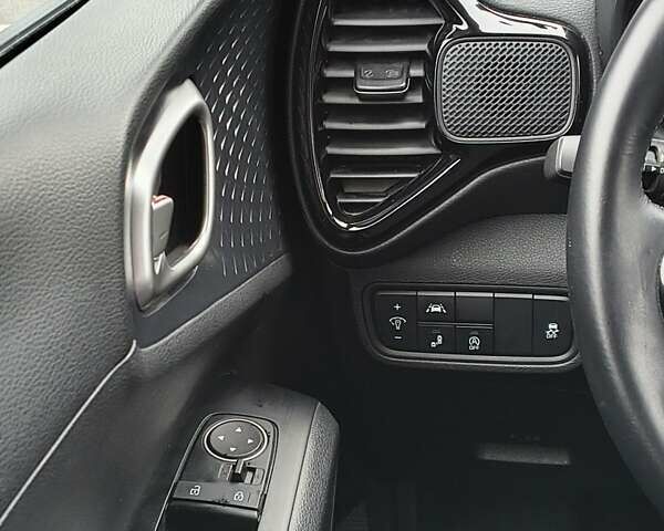 Чорний Кіа Soul, об'ємом двигуна 2 л та пробігом 46 тис. км за 16500 $, фото 16 на Automoto.ua