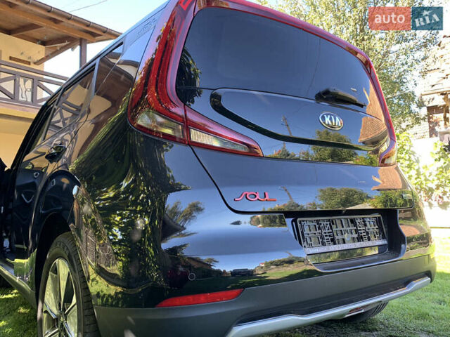 Черный Киа Soul, объемом двигателя 0 л и пробегом 79 тыс. км за 19299 $, фото 13 на Automoto.ua