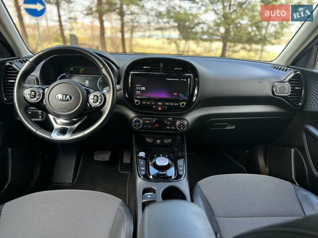 Черный Киа Soul, объемом двигателя 0 л и пробегом 100 тыс. км за 18800 $, фото 20 на Automoto.ua