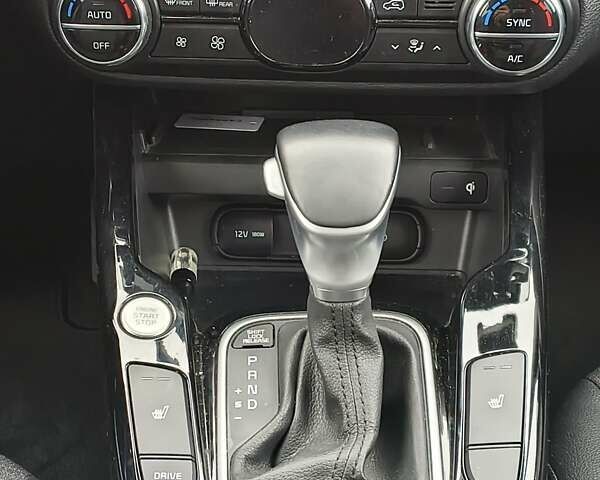 Чорний Кіа Soul, об'ємом двигуна 2 л та пробігом 46 тис. км за 16500 $, фото 14 на Automoto.ua