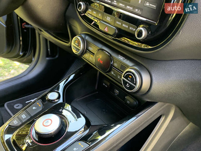 Черный Киа Soul, объемом двигателя 0 л и пробегом 79 тыс. км за 19299 $, фото 38 на Automoto.ua