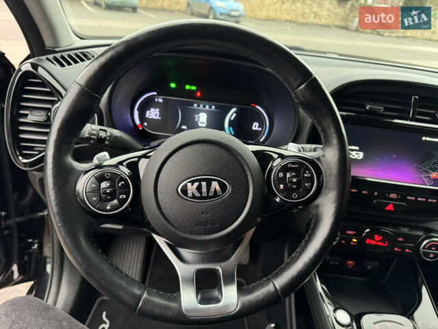 Черный Киа Soul, объемом двигателя 0 л и пробегом 128 тыс. км за 17999 $, фото 33 на Automoto.ua