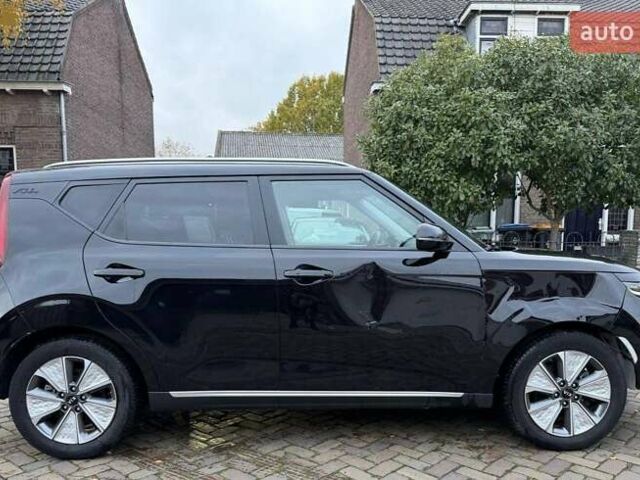 Черный Киа Soul, объемом двигателя 0 л и пробегом 29 тыс. км за 13950 $, фото 1 на Automoto.ua