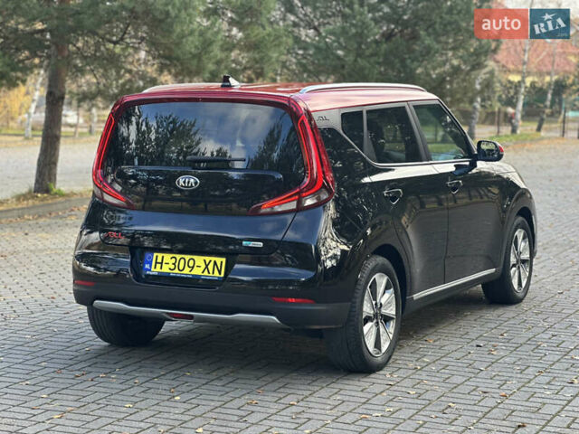 Черный Киа Soul, объемом двигателя 0 л и пробегом 100 тыс. км за 18800 $, фото 10 на Automoto.ua