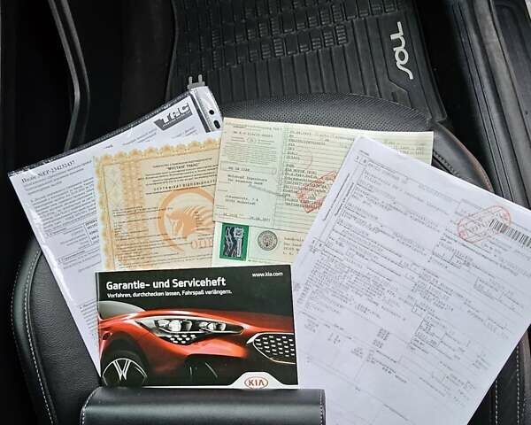 Черный Киа Soul, объемом двигателя 0 л и пробегом 70 тыс. км за 18600 $, фото 18 на Automoto.ua