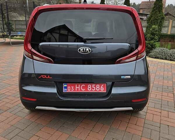 Черный Киа Soul, объемом двигателя 0 л и пробегом 70 тыс. км за 18600 $, фото 11 на Automoto.ua