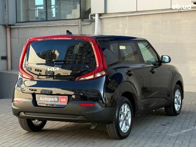 Черный Киа Soul, объемом двигателя 2 л и пробегом 67 тыс. км за 15990 $, фото 6 на Automoto.ua