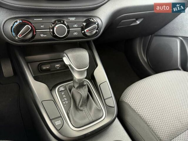 Черный Киа Soul, объемом двигателя 2 л и пробегом 68 тыс. км за 15500 $, фото 17 на Automoto.ua