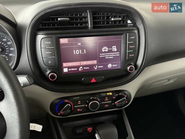 Черный Киа Soul, объемом двигателя 2 л и пробегом 50 тыс. км за 15800 $, фото 16 на Automoto.ua