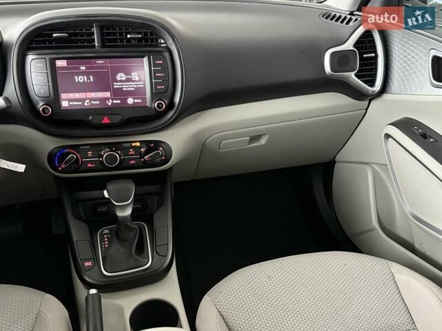 Черный Киа Soul, объемом двигателя 2 л и пробегом 50 тыс. км за 15800 $, фото 13 на Automoto.ua