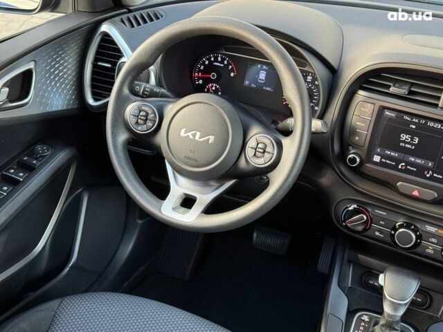 Черный Киа Soul, объемом двигателя 2 л и пробегом 67 тыс. км за 15990 $, фото 23 на Automoto.ua