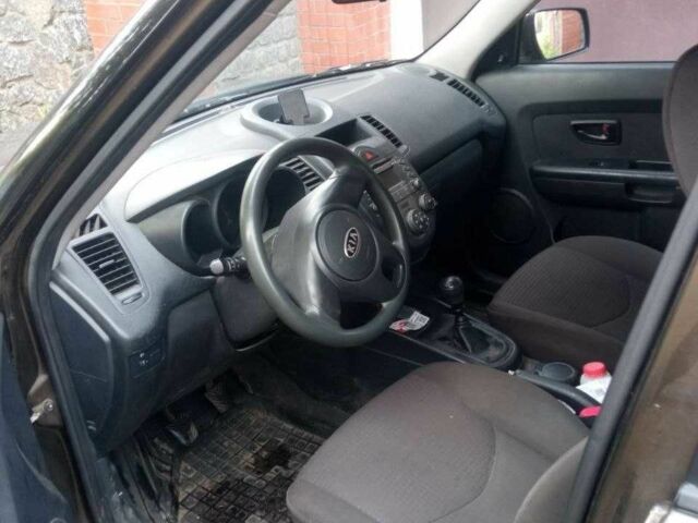 Коричневый Киа Soul, объемом двигателя 1.6 л и пробегом 140 тыс. км за 6603 $, фото 5 на Automoto.ua