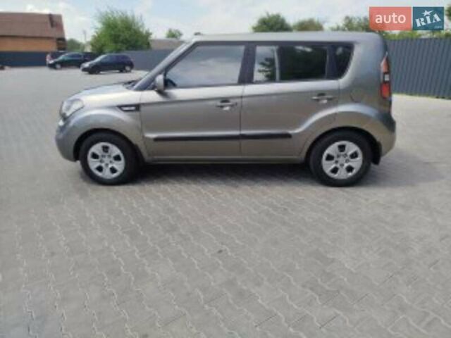 Коричневый Киа Soul, объемом двигателя 1.6 л и пробегом 234 тыс. км за 5500 $, фото 3 на Automoto.ua