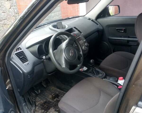 Коричневий Кіа Soul, об'ємом двигуна 1.59 л та пробігом 140 тис. км за 6500 $, фото 5 на Automoto.ua