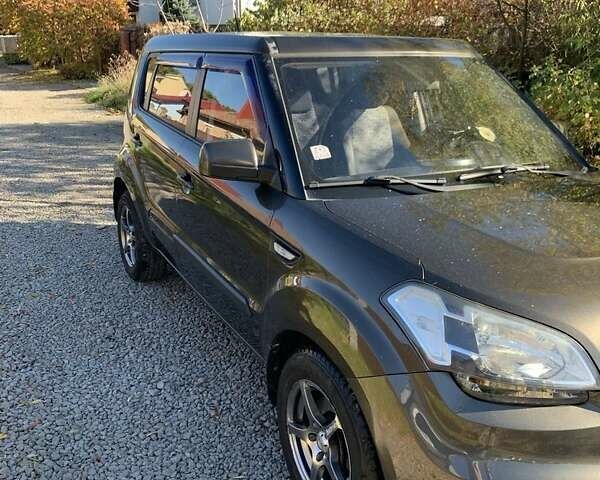 Коричневый Киа Soul, объемом двигателя 1.6 л и пробегом 226 тыс. км за 7200 $, фото 1 на Automoto.ua