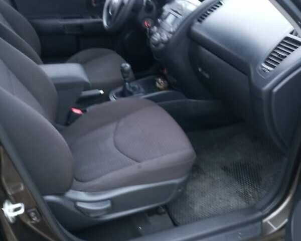 Коричневый Киа Soul, объемом двигателя 1.59 л и пробегом 164 тыс. км за 7100 $, фото 12 на Automoto.ua