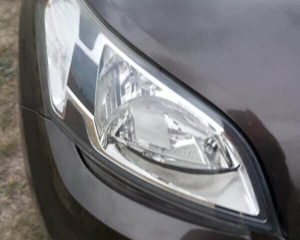 Коричневый Киа Soul, объемом двигателя 1.59 л и пробегом 164 тыс. км за 7100 $, фото 7 на Automoto.ua