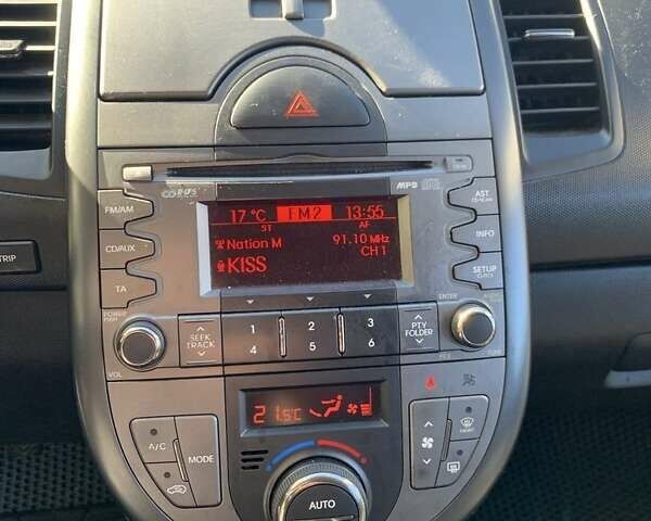 Коричневый Киа Soul, объемом двигателя 1.6 л и пробегом 226 тыс. км за 7200 $, фото 6 на Automoto.ua