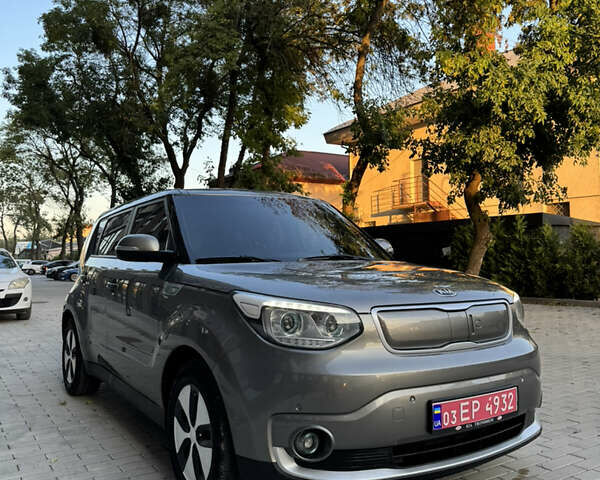 Коричневый Киа Soul, объемом двигателя 0 л и пробегом 113 тыс. км за 8300 $, фото 6 на Automoto.ua