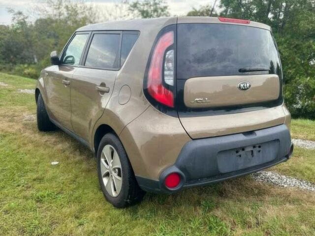 Коричневый Киа Soul, объемом двигателя 1.6 л и пробегом 77 тыс. км за 4500 $, фото 4 на Automoto.ua