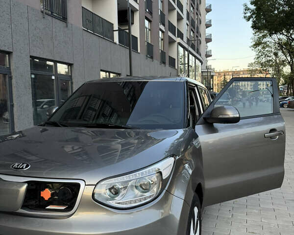 Коричневый Киа Soul, объемом двигателя 0 л и пробегом 113 тыс. км за 8300 $, фото 18 на Automoto.ua
