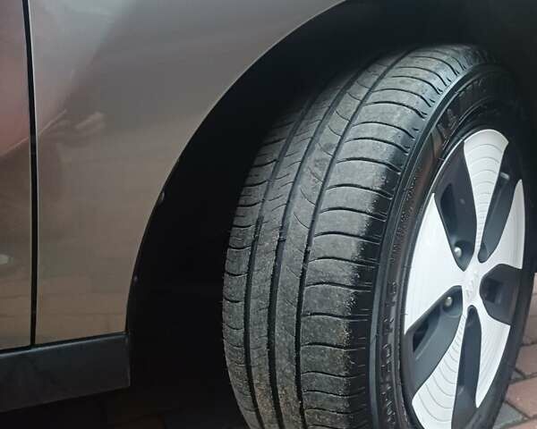 Коричневый Киа Soul, объемом двигателя 0 л и пробегом 75 тыс. км за 11550 $, фото 13 на Automoto.ua