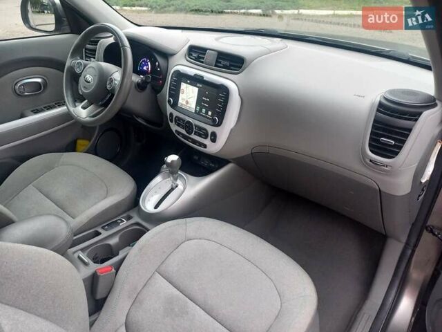 Коричневый Киа Soul, объемом двигателя 0 л и пробегом 115 тыс. км за 10400 $, фото 19 на Automoto.ua