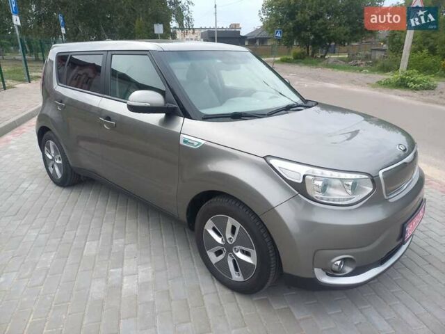 Коричневый Киа Soul, объемом двигателя 0 л и пробегом 115 тыс. км за 10400 $, фото 9 на Automoto.ua