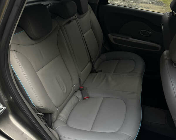 Коричневый Киа Soul, объемом двигателя 0 л и пробегом 111 тыс. км за 10300 $, фото 19 на Automoto.ua