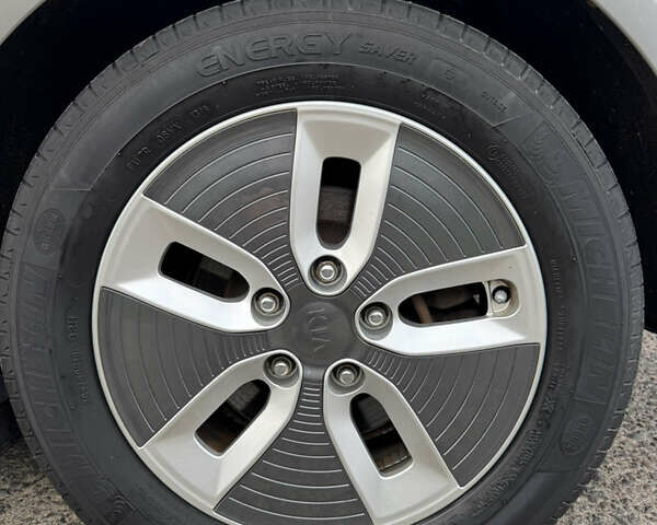 Коричневый Киа Soul, объемом двигателя 0 л и пробегом 111 тыс. км за 10300 $, фото 30 на Automoto.ua