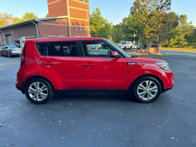 Киа Soul 2016 в Тернополе на Automoto.ua Красный Киа Soul, объемом двигателя 2 л и пробегом 71 тыс. км за 5180 $, фото 7 на Automoto.ua
