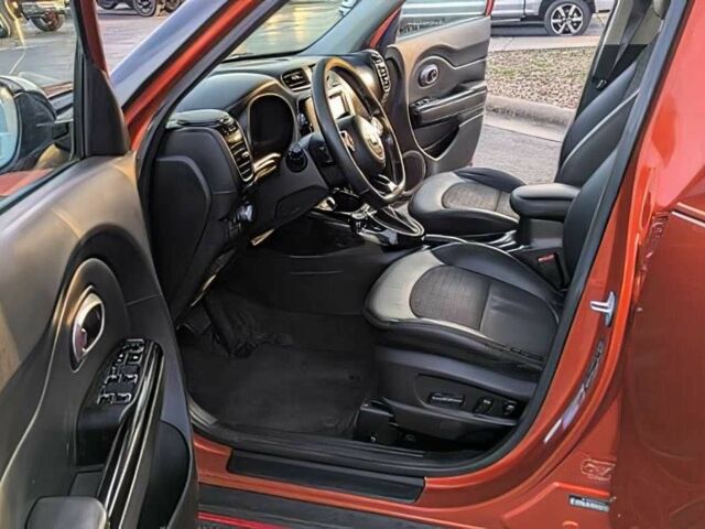 Червоний Кіа Soul, об'ємом двигуна 1.6 л та пробігом 45 тис. км за 5900 $, фото 7 на Automoto.ua