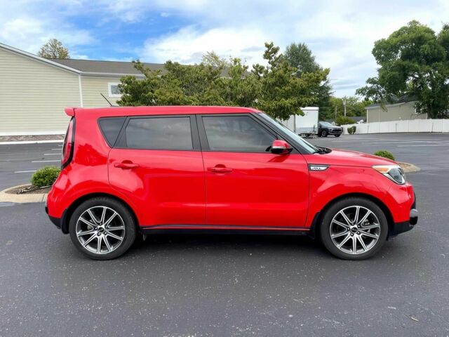 Красный Киа Soul, объемом двигателя 1.6 л и пробегом 43 тыс. км за 4800 $, фото 7 на Automoto.ua