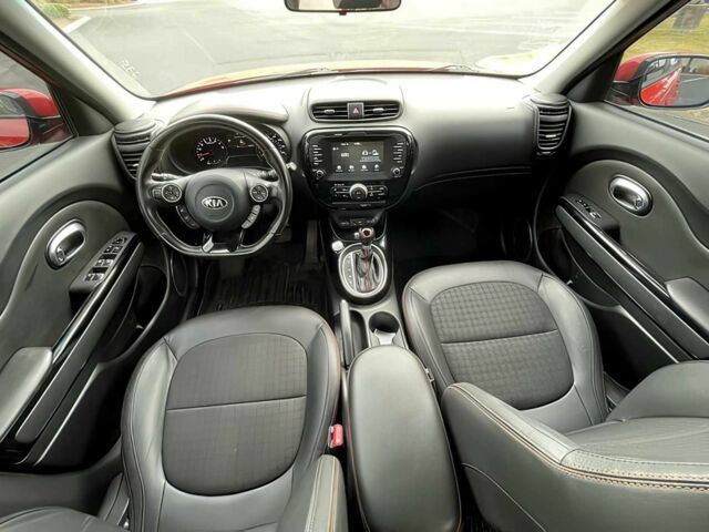Красный Киа Soul, объемом двигателя 1.6 л и пробегом 43 тыс. км за 4800 $, фото 8 на Automoto.ua