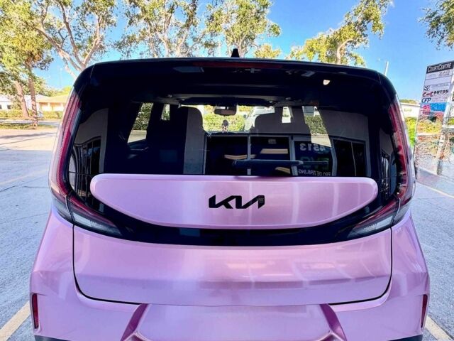 Красный Киа Soul, объемом двигателя 2 л и пробегом 50 тыс. км за 18300 $, фото 2 на Automoto.ua