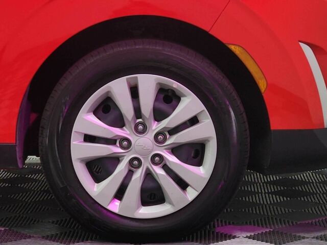 Красный Киа Soul, объемом двигателя 2 л и пробегом 45 тыс. км за 11500 $, фото 6 на Automoto.ua