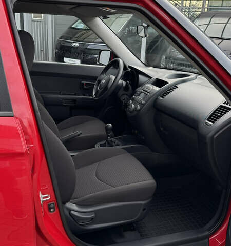 Красный Киа Soul, объемом двигателя 0 л и пробегом 104 тыс. км за 7499 $, фото 38 на Automoto.ua