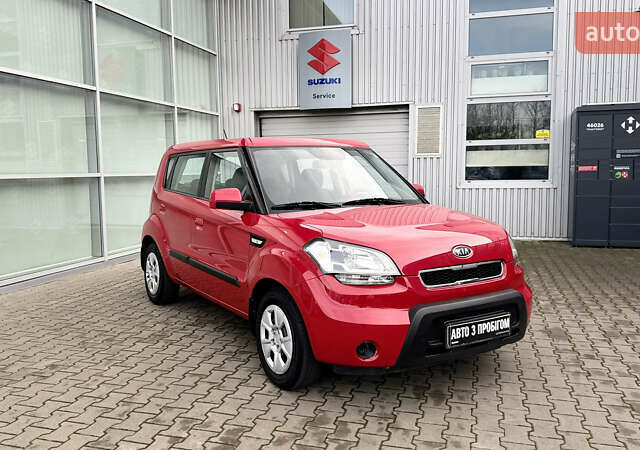 Красный Киа Soul, объемом двигателя 0 л и пробегом 104 тыс. км за 7499 $, фото 12 на Automoto.ua