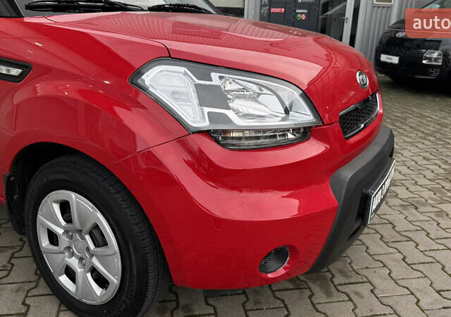 Красный Киа Soul, объемом двигателя 0 л и пробегом 104 тыс. км за 7499 $, фото 18 на Automoto.ua