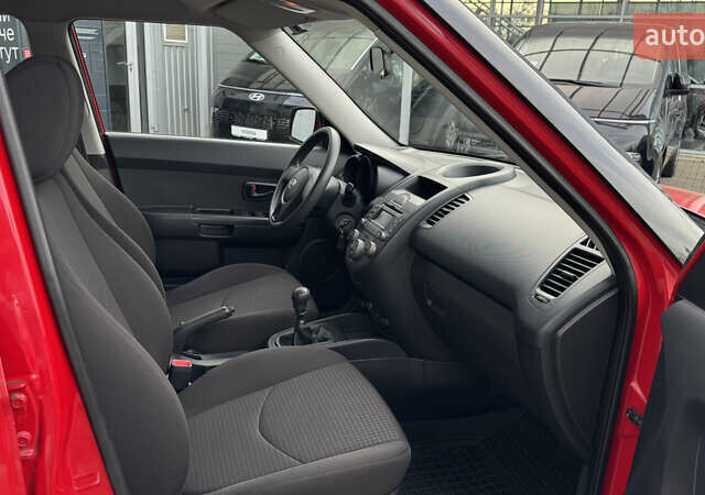 Красный Киа Soul, объемом двигателя 0 л и пробегом 104 тыс. км за 7499 $, фото 39 на Automoto.ua