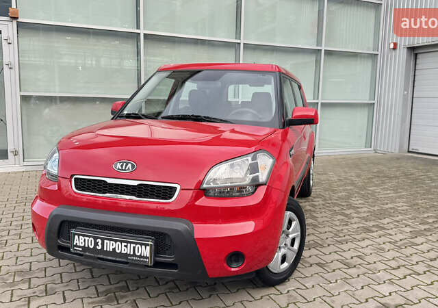 Красный Киа Soul, объемом двигателя 0 л и пробегом 104 тыс. км за 7499 $, фото 10 на Automoto.ua