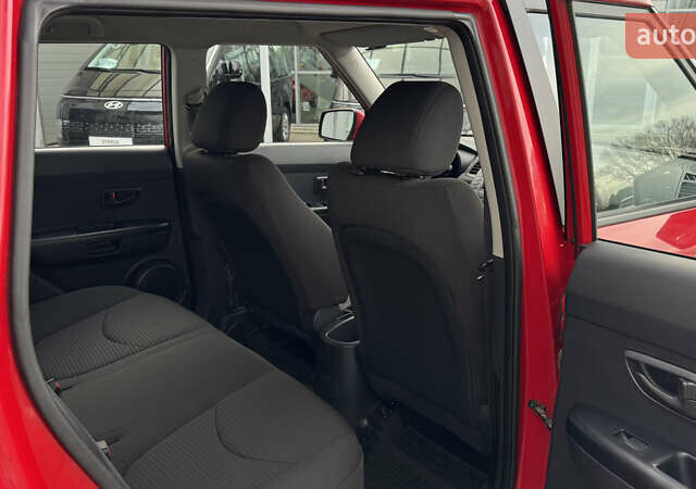 Красный Киа Soul, объемом двигателя 0 л и пробегом 104 тыс. км за 7499 $, фото 45 на Automoto.ua