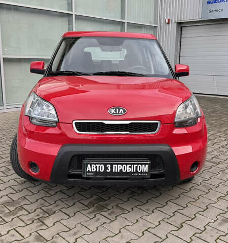 Красный Киа Soul, объемом двигателя 0 л и пробегом 104 тыс. км за 7499 $, фото 6 на Automoto.ua
