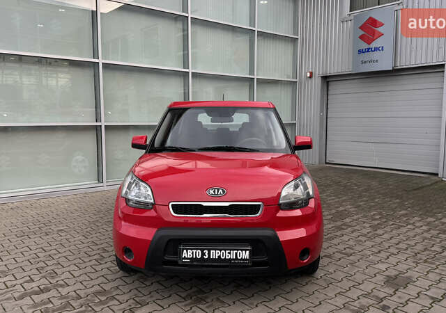 Красный Киа Soul, объемом двигателя 0 л и пробегом 104 тыс. км за 7499 $, фото 1 на Automoto.ua