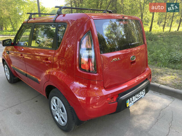 Красный Киа Soul, объемом двигателя 1.6 л и пробегом 27 тыс. км за 9100 $, фото 6 на Automoto.ua