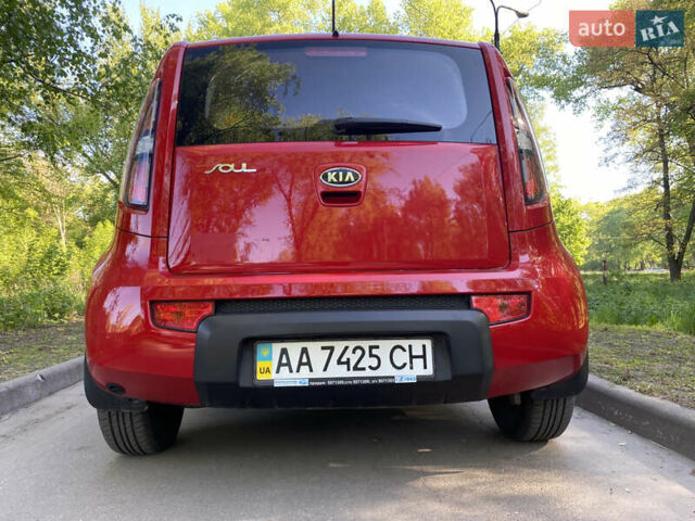 Красный Киа Soul, объемом двигателя 1.6 л и пробегом 27 тыс. км за 9100 $, фото 7 на Automoto.ua