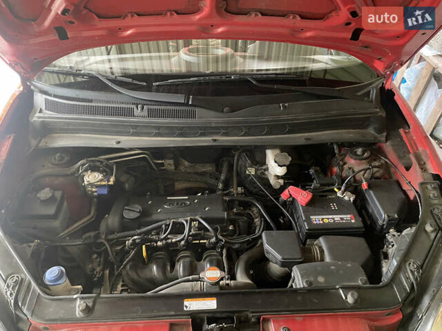 Красный Киа Soul, объемом двигателя 1.6 л и пробегом 27 тыс. км за 9100 $, фото 42 на Automoto.ua