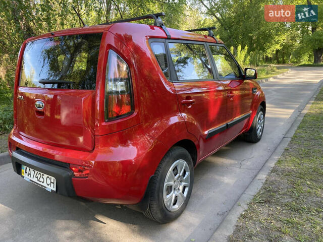 Красный Киа Soul, объемом двигателя 1.6 л и пробегом 27 тыс. км за 9100 $, фото 10 на Automoto.ua